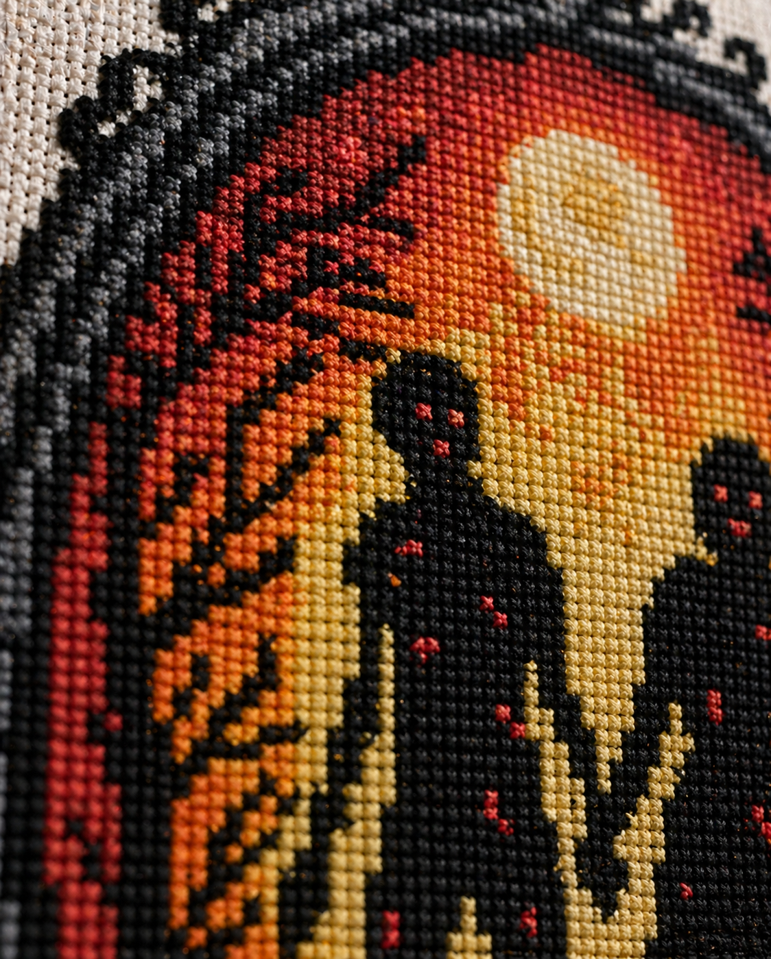 Zombie Couple Cross Stitch Pattern PDF – Gothic Halloween Embroidery Design – Spooky Love Silhouette